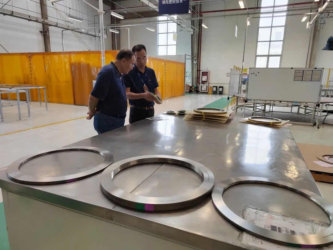 中国通用机械工业协会与江苏省阀门工业协会走访调研Garlock苏州工厂